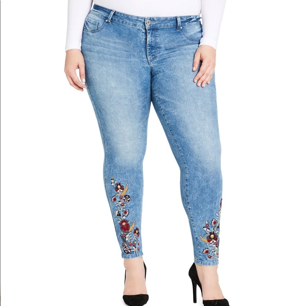 Jessica Simpson Embroidered Skinny Jeans